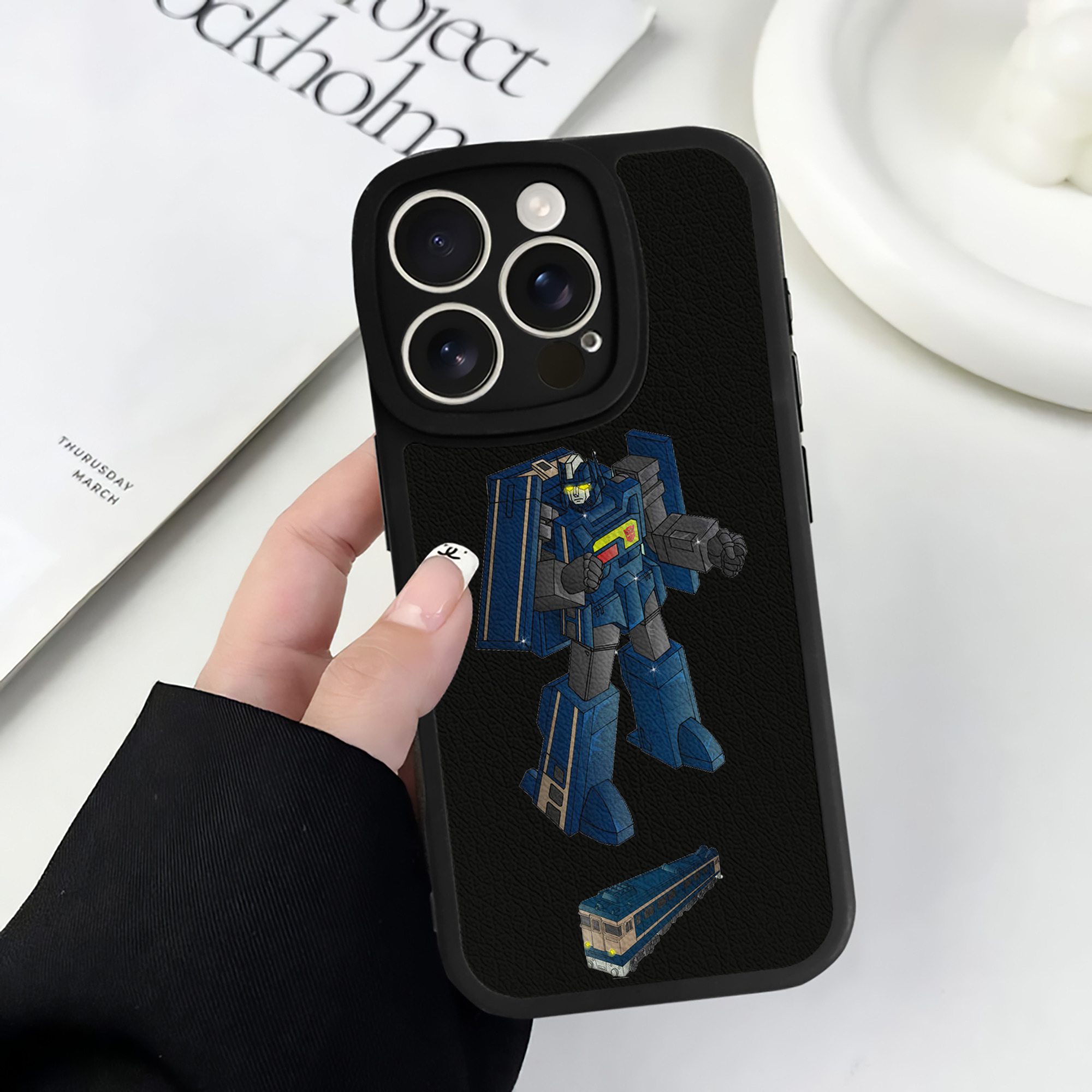 （画像用）  【iPhone 16シリーズ対応】シリコンスマホケース（レザー調） 材質：シリコン